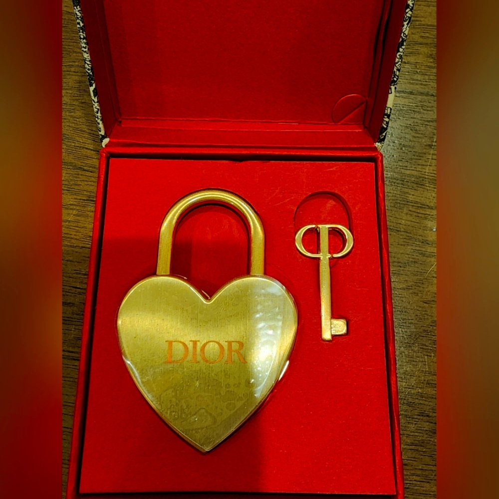 Dior Beauty Heart Lock and Key Novelty VIP NWOT